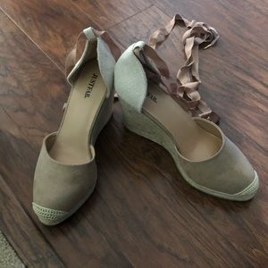 WW taupe wedge espadrilles